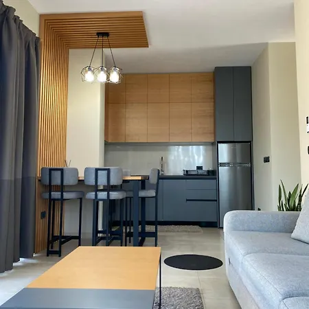 35 Apartment *