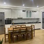 35 Apartament *