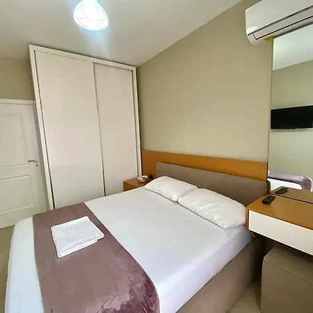 35 Apartament Tirana